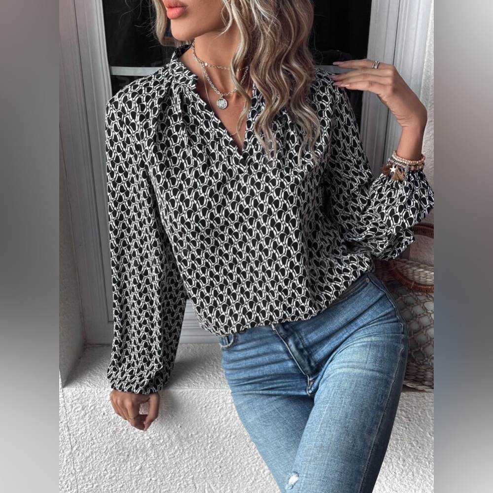 SHEIN Clasi Elegant Printed V-Neck Long Sleeve Women's Blouse